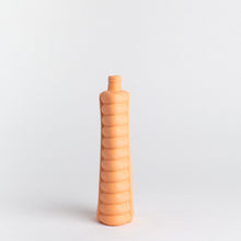 Afbeelding in Gallery-weergave laden, Bottle Vase #10 Orange
